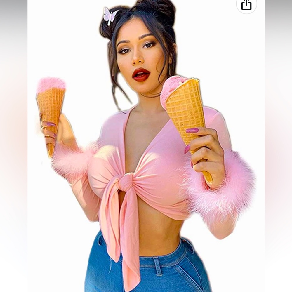 Pink fur top🌸💗🎀